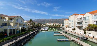 Apartment / Flat For Sale in Harbour Island, Gordons Bay