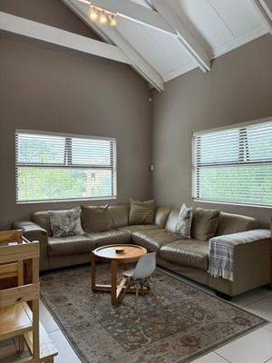 Cottage For Rent in High Riding Country Estate, Somerset West