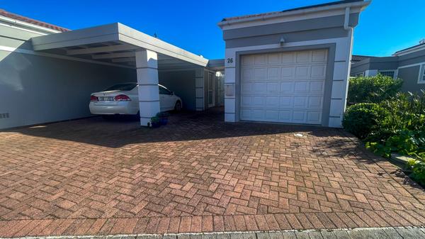 House For Sale in Harbour Island, Gordons Bay